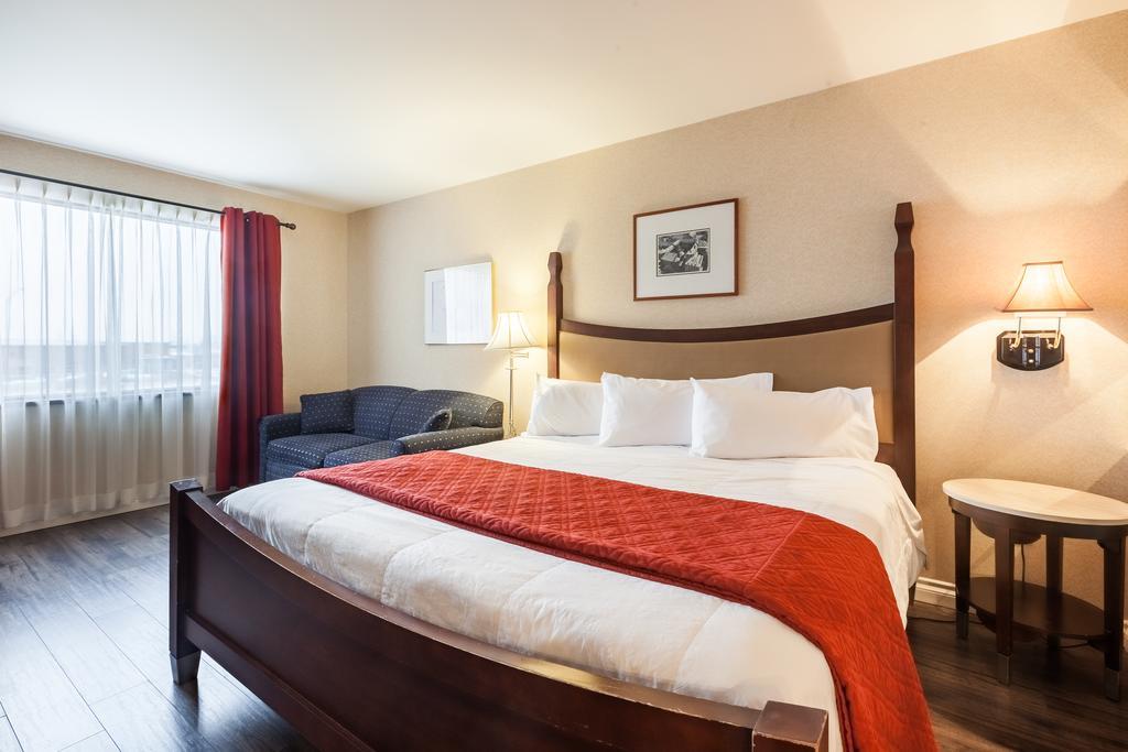 Hotel Ambassadeur Et Suites Ciudad de Quebec Habitación foto